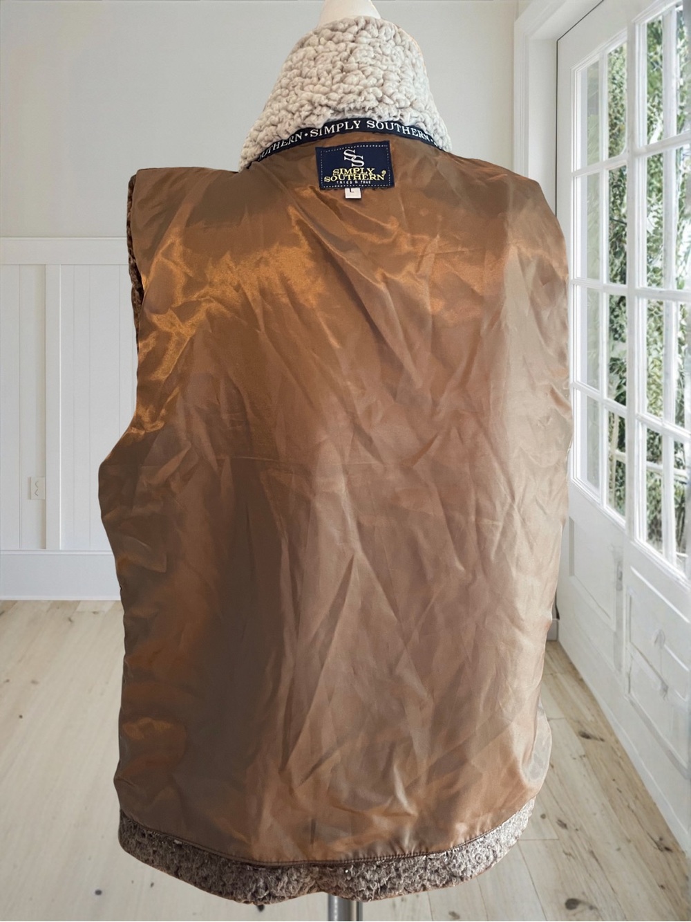 SIMPLY SOUTHERN Women's Brown Sherpa Fleece Vest Full Zip Cozy Outerwear Size L - Picture 8 of 14